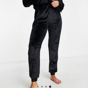 Asos soft fleece sweatshirt and pants for tall women and girls size medium